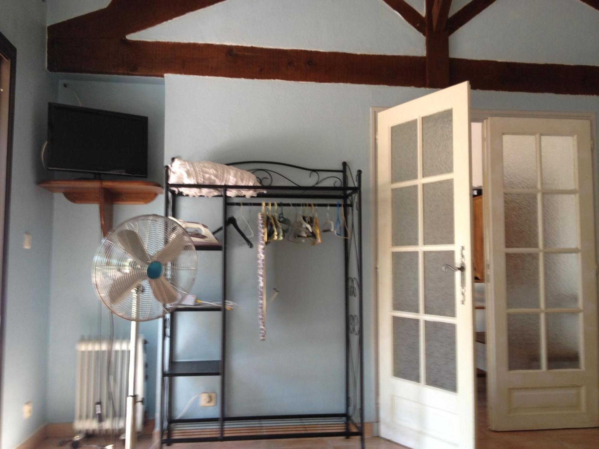 Domaine De La Marseillaise Apartamento La Crau Quarto foto