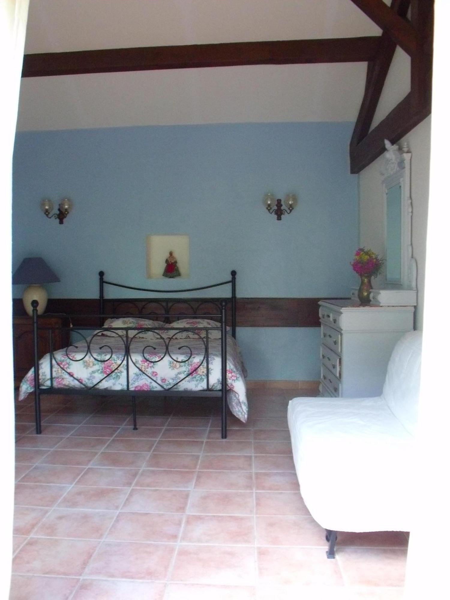 Domaine De La Marseillaise Apartamento La Crau Quarto foto