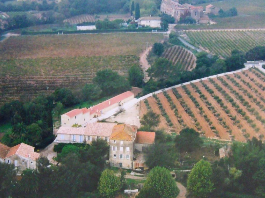 Domaine De La Marseillaise Apartamento La Crau Quarto foto