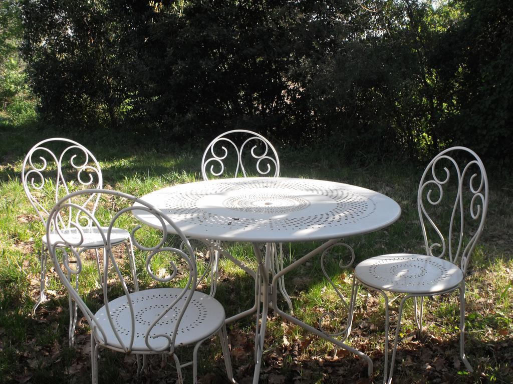Domaine De La Marseillaise Apartamento La Crau Quarto foto
