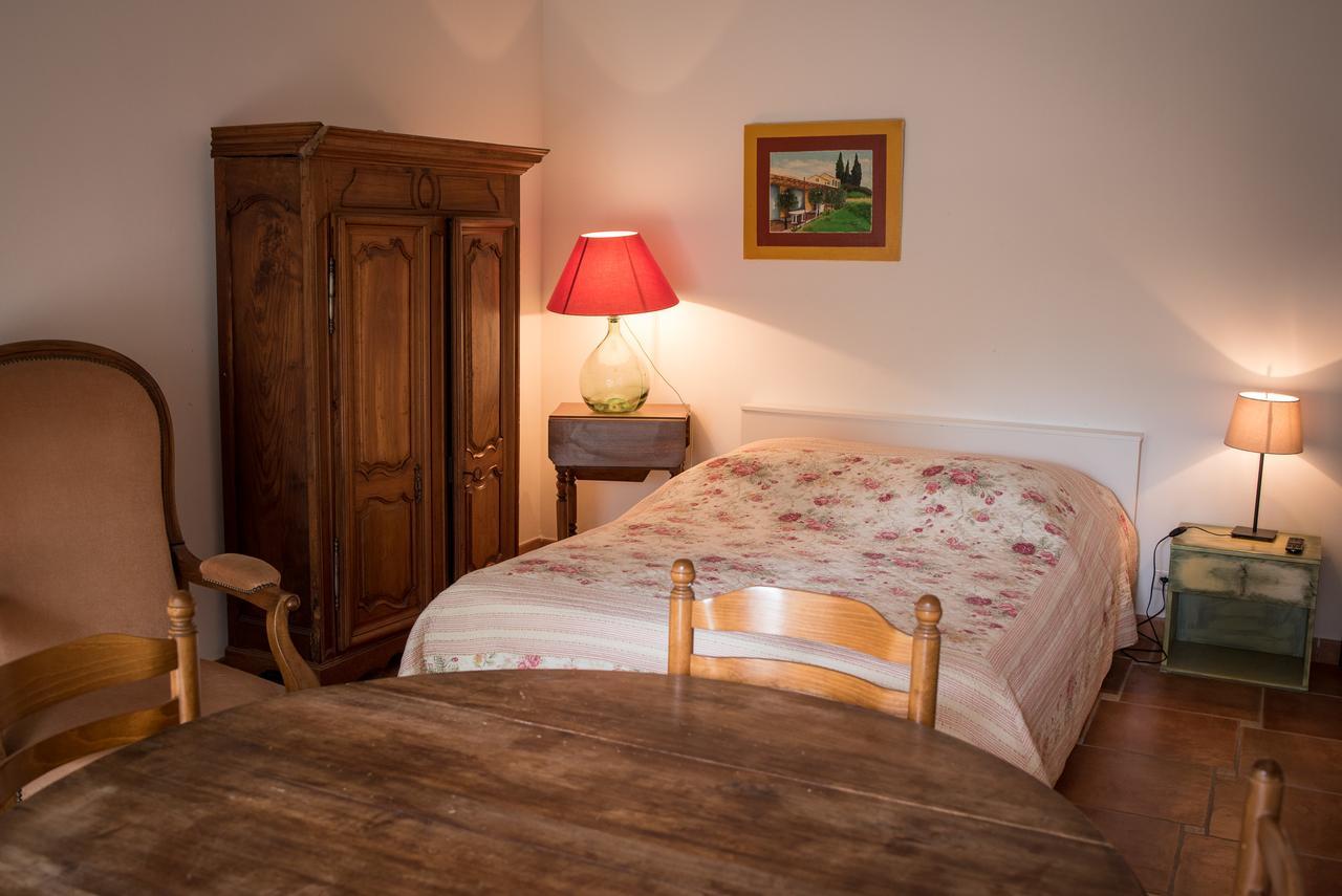 Domaine De La Marseillaise Apartamento La Crau Exterior foto